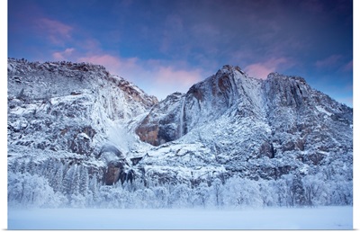 Sunrise after fresh snow in Yosemite Valley.