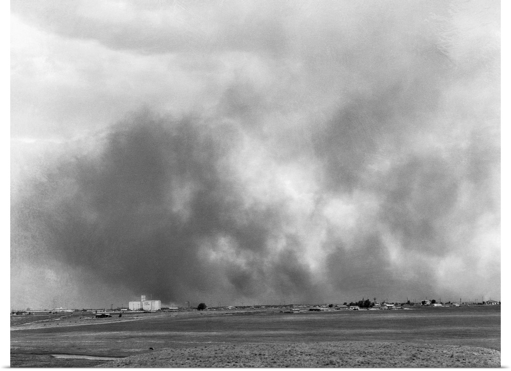 Dust storm approaching Lubbock, Texas, in May 1939.