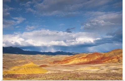 USA, Oregon, Mitchell, Painted Hills with storm clouds