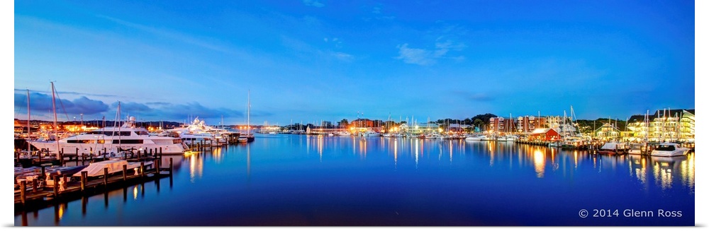 Yacht basin at Annapolis harbor where the spa river meets the Chesapeake bay.  Image taken during the blue hour about 45 m...