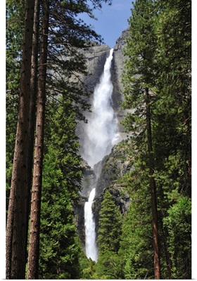 Yosemite Falls, Yosemite National Park, USA