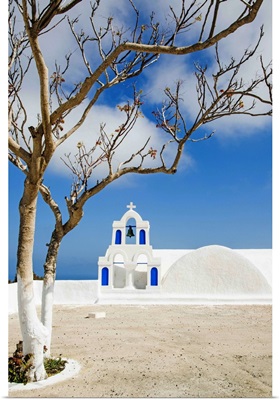 A church in Oia, Santorini, Greece