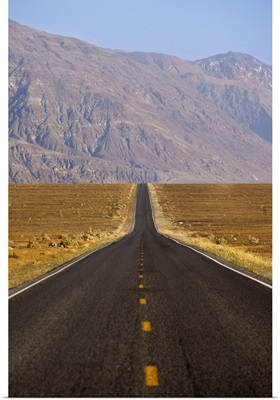 California, Death Valley National Park, Badwater Road landscape