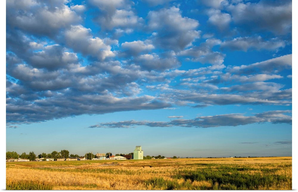 Canada, Alberta, Stavely, Prairie Landscape.