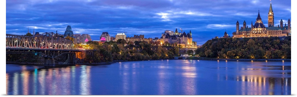Canada, Ontario, Ottowa, capital of Canada, Canadian Parliament Building, dawn