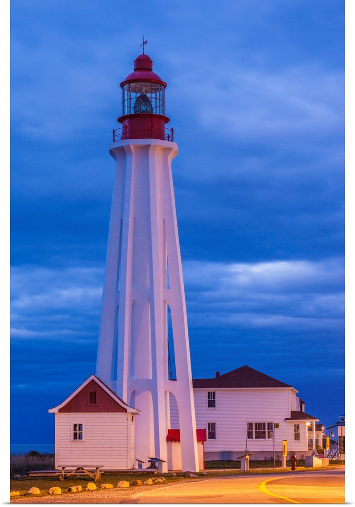 Canada, Quebec, Bas-Saint-Laurent Region, Rimouski, Pointe Au Pere Lighthouse, Dusk