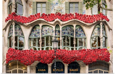 Casa Batllo Adorned With Roses To Celebrate Saint George's Day, Barcelona, Spain