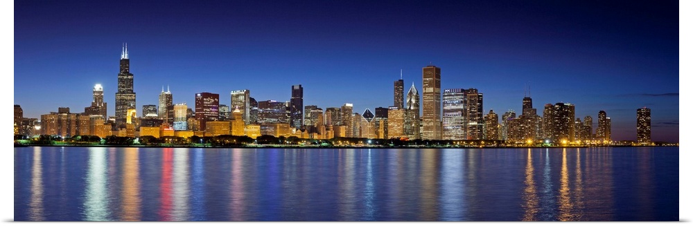 Chicago Skyline, Illinois, Usa