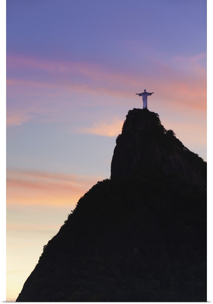 Christ the Redeemer statue (Cristo Redentor) at sunset, Corcovado, Rio de Janeiro, Brazil