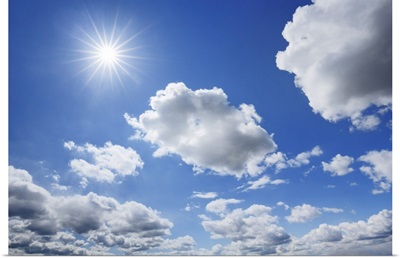 Cloud Impression With Sun, Germany, Bavaria, Upper Bavaria, Freising, Giggenhausen