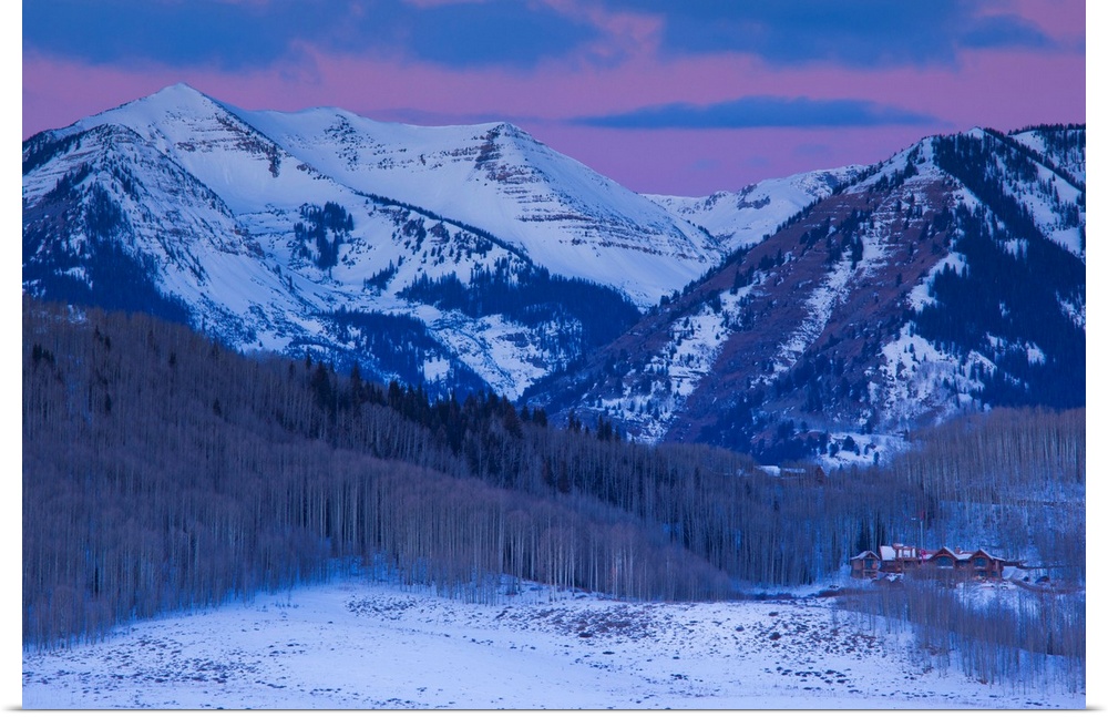 USA, Colorado, Crested Butte, Ruby Range Mountains, dawn