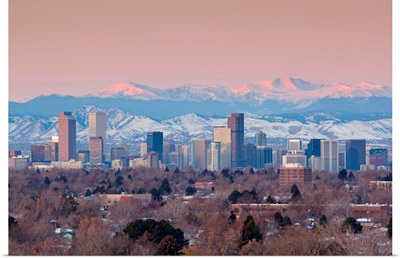 Colorado, Denver, city view and Rocky Mountains from the east