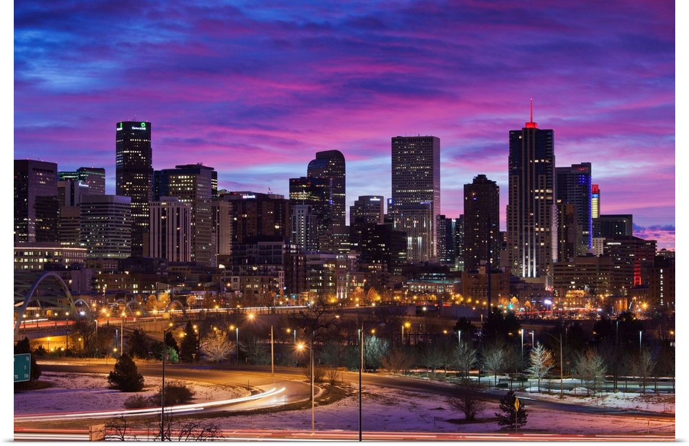 USA, Colorado, Denver, city view from the west, dawn
