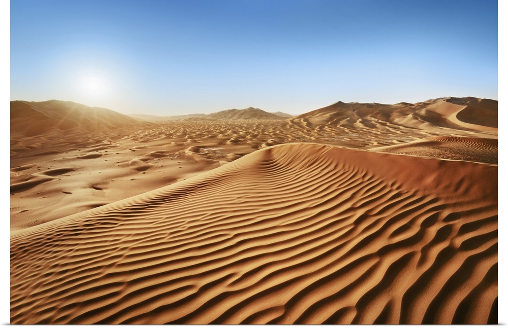 Dune landscape in Rub al-Khali. Oman, Dhofar, Ramlat Al Hashman. Rub al-Khali. Rub al-Khali, Middle East, Oman.