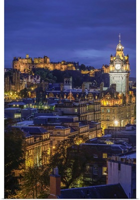 Edinburgh Castle, Balmoral Hotel Clock Tower At Dusk, Calton Hill, Edinburgh, Scotland