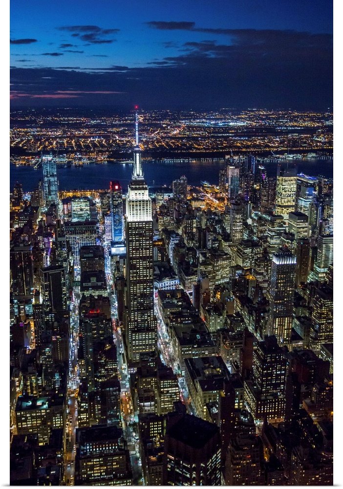 Empire State Building, Manhattan, New York City, New York, USA.