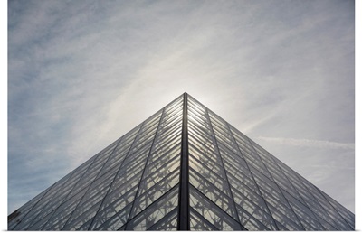 France, Paris, The Louvre, Pyramid