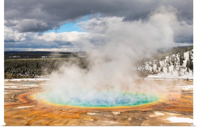 Grand Prismatic Spring, Midway Geyser Basin, Yellowstone National Park, Wyoming, USA