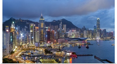 Harbour and Central district of Hong Kong Island and Victoria Peak, Hong Kong, China