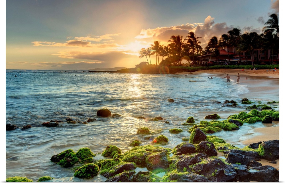 USA, Hawaii, Kauai, The Luxurious resort area of Poipu Beach