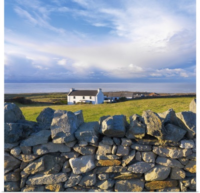 Ireland, County Donegal, Fanad, House and stone wall