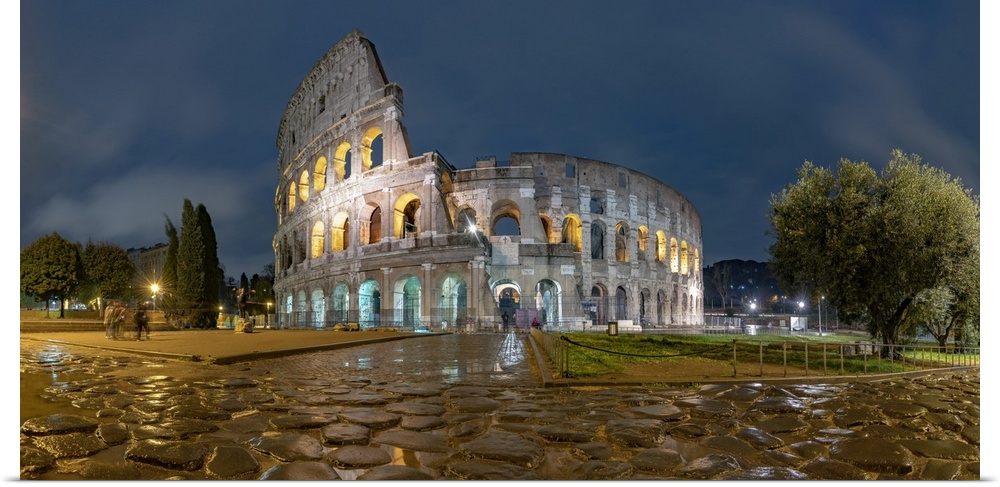 Italy, Lazio, Rome, Colosseum.