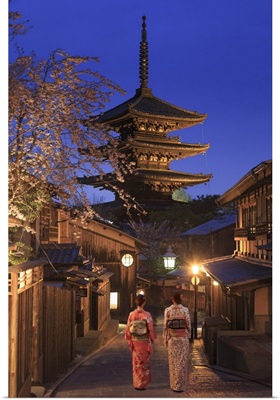 Japan, Kyoto, Historic Higashiyama district, To-ji Pagoda