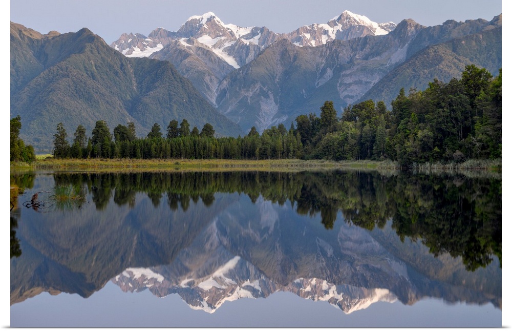 Oceania, New Zealand, Aotearoa, South Island, West Coast, South Westland, Lake Matheson Near The Fox Glacier With View To ...