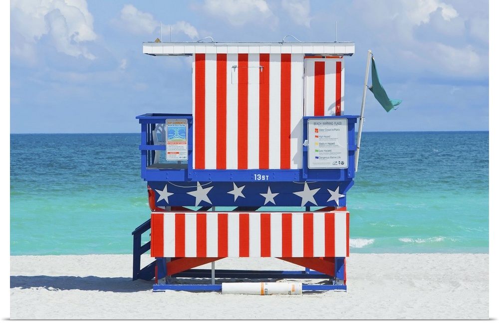 Lifeguard station, South Beach, Miami, Florida, USA