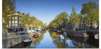 Lijnbaansgracht canal, Amsterdam, Netherlands