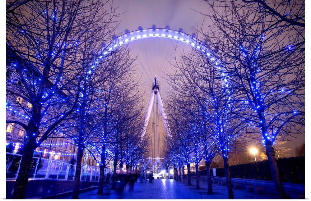 London Eye (Millennium Wheel), South Bank, London, England.