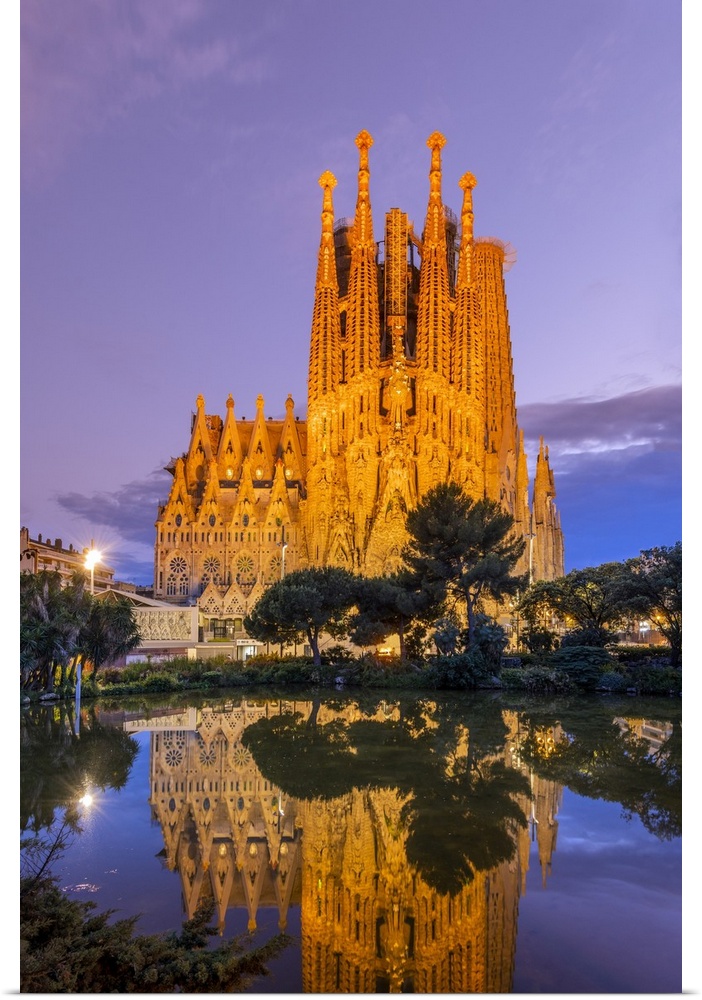 Nativity facade, Sagrada Familia basilica church, Barcelona, Catalonia, Spain.