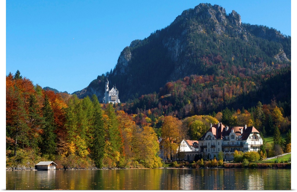 Neuschwanstein Castle ans Lake Alpsee, Allgaeu, Bavaria, Germany