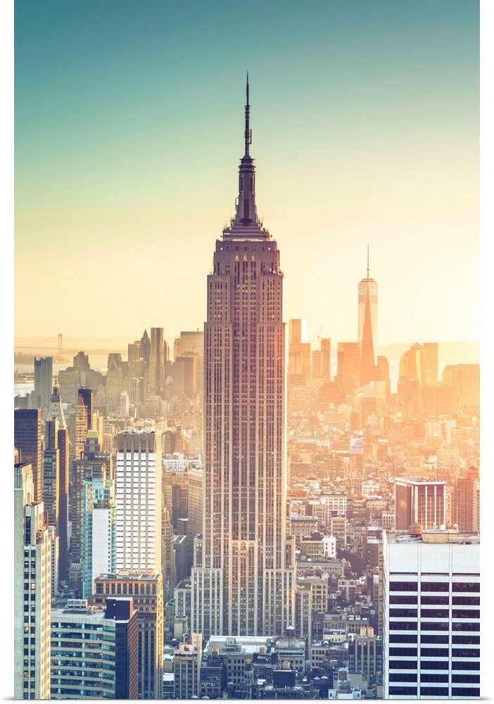 USA, New York, New York City, Empire State Building and Midtown Manhattan Skyline.