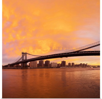 New York City, Manhattan, Manhattan Bridge spanning the East river