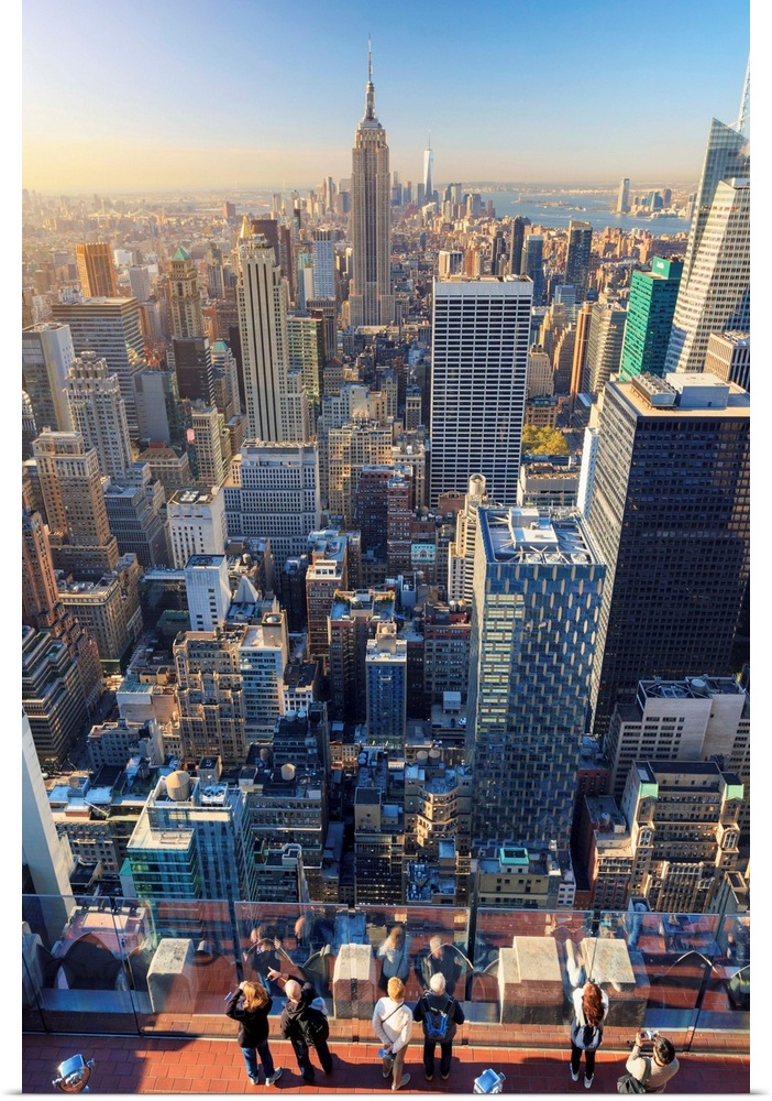 USA, New York, Manhattan, Top of the Rock Observatory, Midtown Manhattan and Empire State Building.