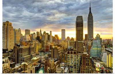 New York, Manhattan, Midtown skyline including Empire State Building
