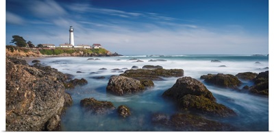 Pigeon Point Lighthouse, Near Pescadero, California, USA