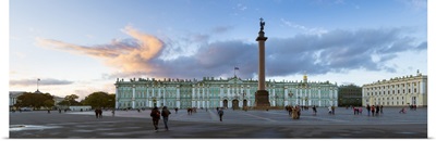 Russia, Saint Petersburg, Palace Square, Alexander Column and the Hermitage