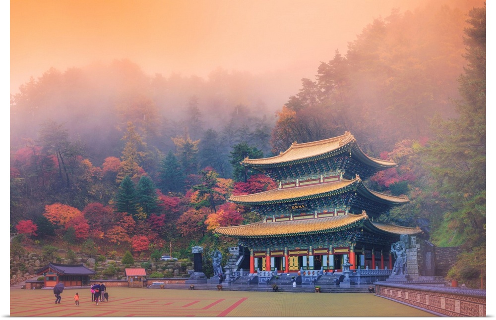 South Korea, Chungcheongbuk-Do, Danyang, Sobaeksan National Park, Guin-Sa Temple Complex