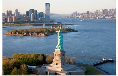 Statue of Liberty (Jersey City, Hudson River, Ellis Island, NY