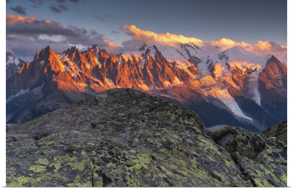 Sunset with a view, Chamonix Valley, Chamonix Mont Blanc, Haute-Savoie, France. Rhone-Alpes, Western Europe, France.