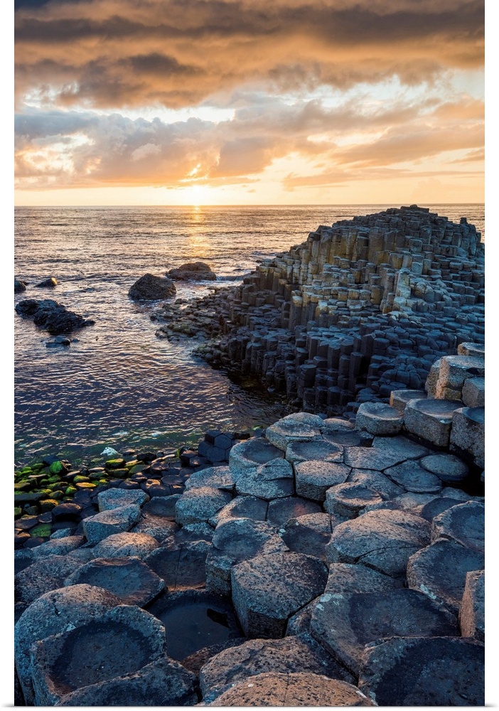 The Giant's Causeway, County Antrim, Ulster region, Northern Ireland, United Kingdom.