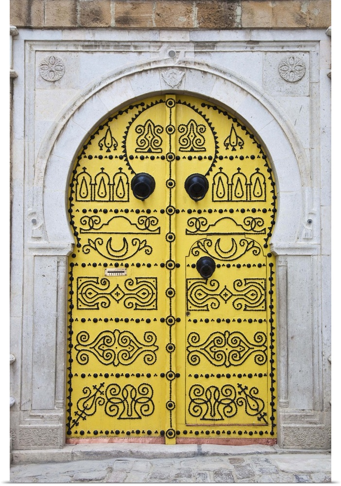 Tunisia, Tunis, Medina, door on Dar el Jeld Street