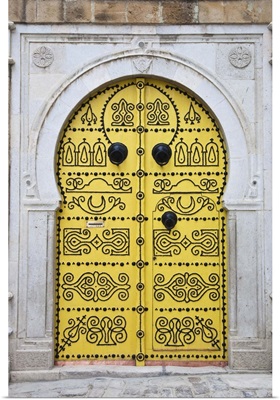 Tunisia, Tunis, Medina, door on Dar el Jeld Street