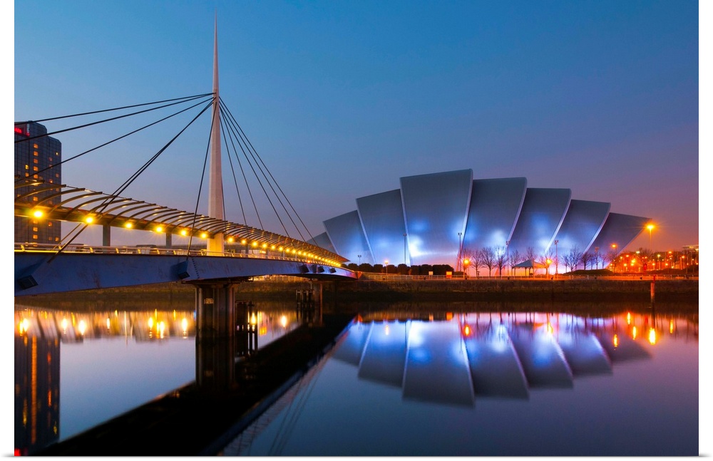 UK, Scotland, Glasgow, Scottish Exhibition and Conference Centre SECC, or Armadillo, beside River Clyde