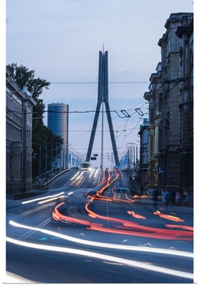 Vansu Tilts Bridge at twilight, Riga, Latvia, Baltic States, Europe