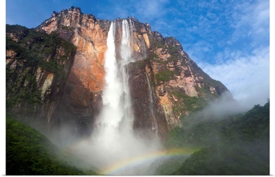 Venezuela, Guayana, Canaima National Park, View of Angel Falls from Mirador Laime
