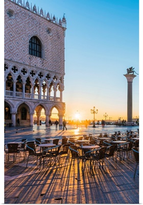 Venice, Veneto, Italy. Piazzetta San Marco And Doge's Palace At Sunrise.