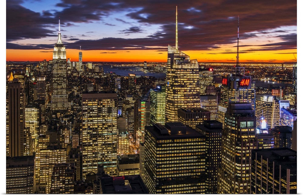 View over Midtown Manhattan skyline at dusk from the Top of the Rock, New York, USA.